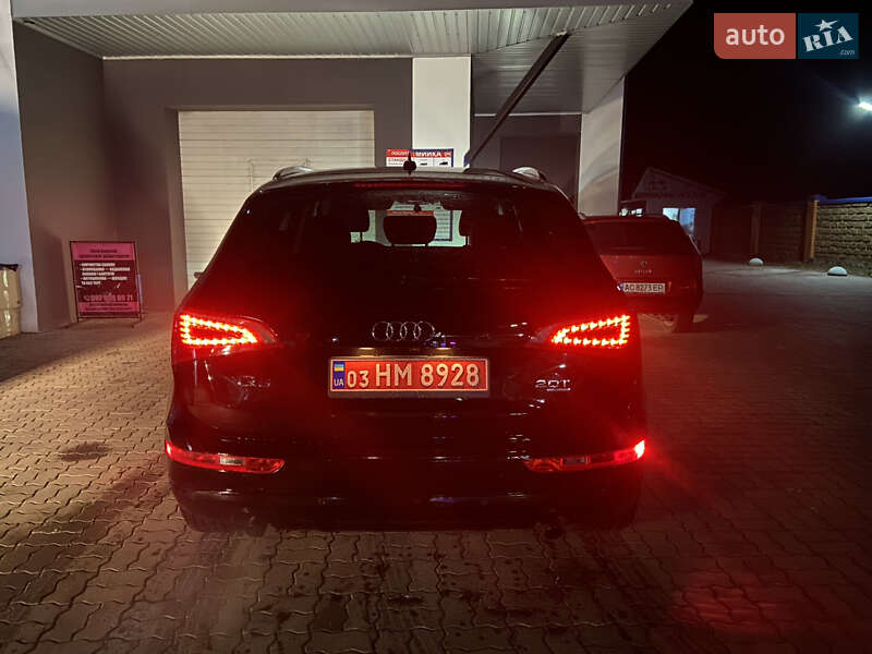 Внедорожник / Кроссовер Audi Q5 2011 в Владимире