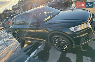 Позашляховик / Кросовер Audi Q5 2017 в Львові