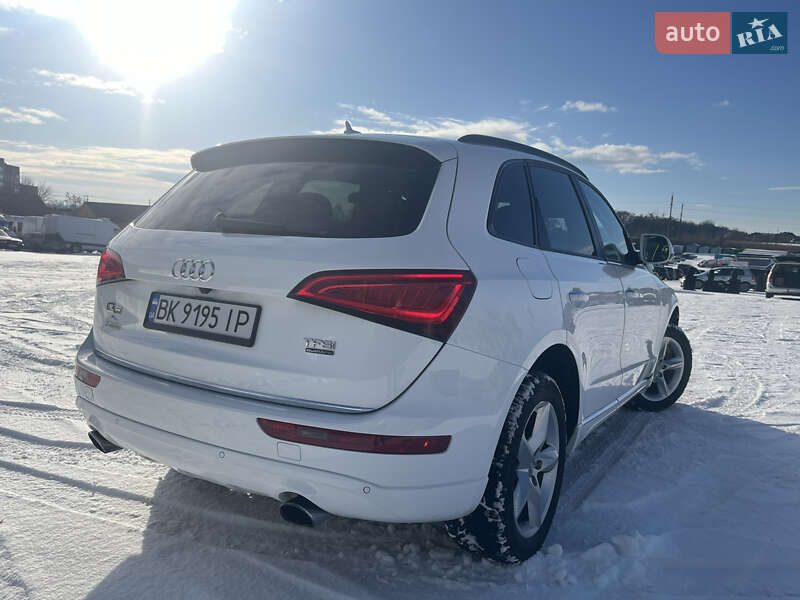 Внедорожник / Кроссовер Audi Q5 2015 в Ровно