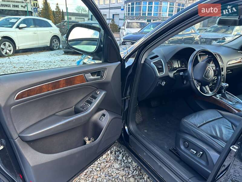 Позашляховик / Кросовер Audi Q5 2015 в Стрию