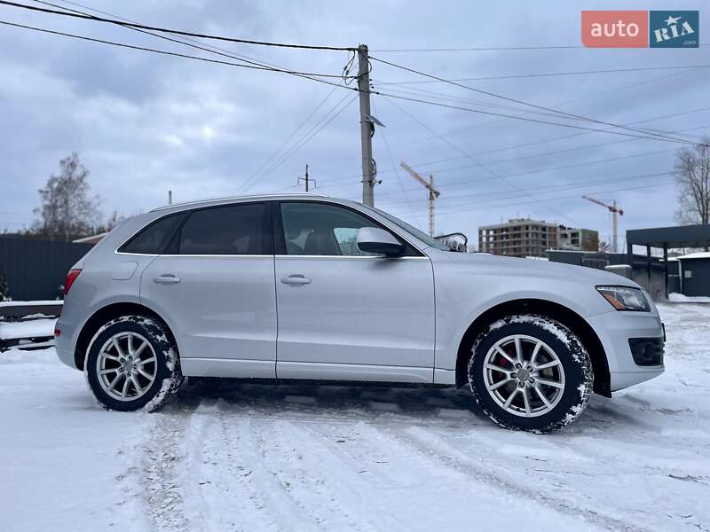 Позашляховик / Кросовер Audi Q5 2011 в Львові