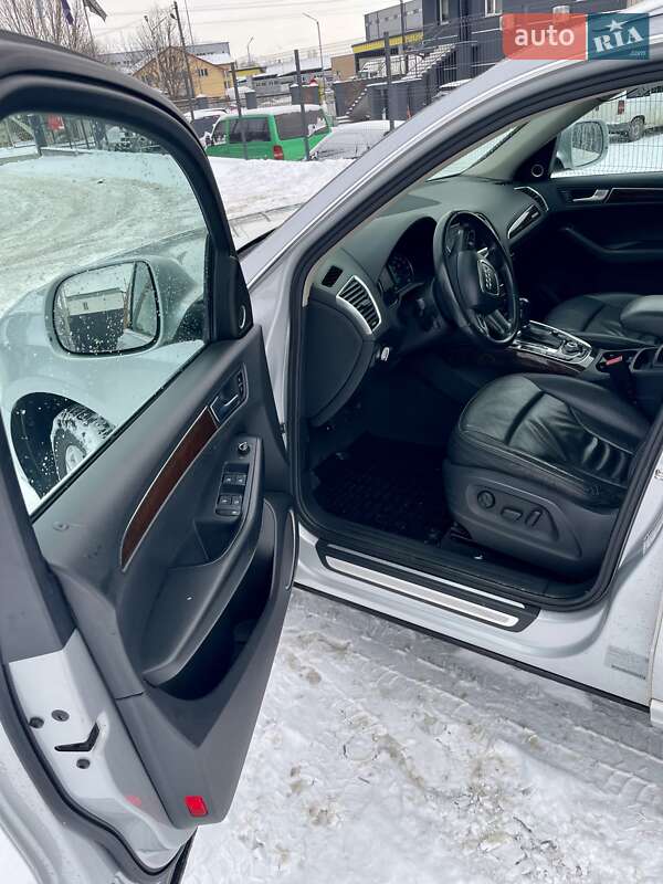 Позашляховик / Кросовер Audi Q5 2011 в Львові