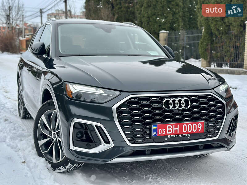 Внедорожник / Кроссовер Audi Q5 2021 в Киеве