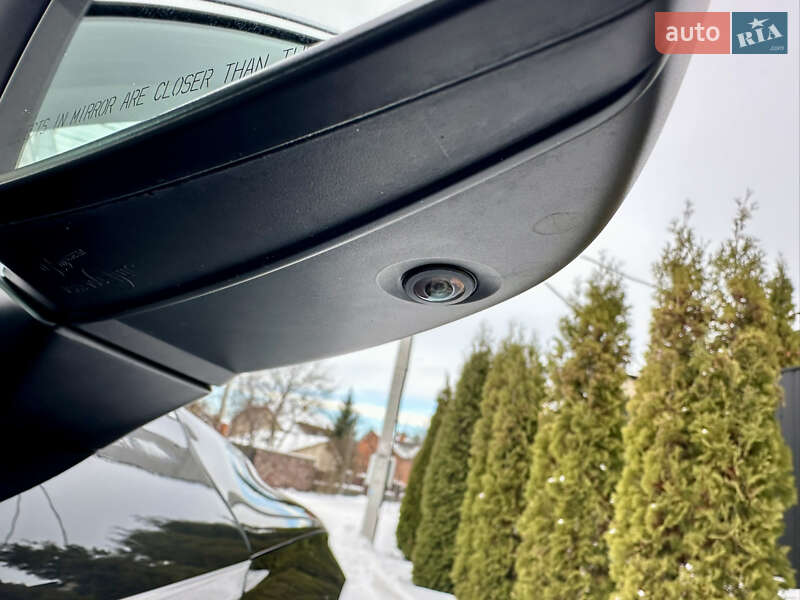 Внедорожник / Кроссовер Audi Q5 2021 в Киеве