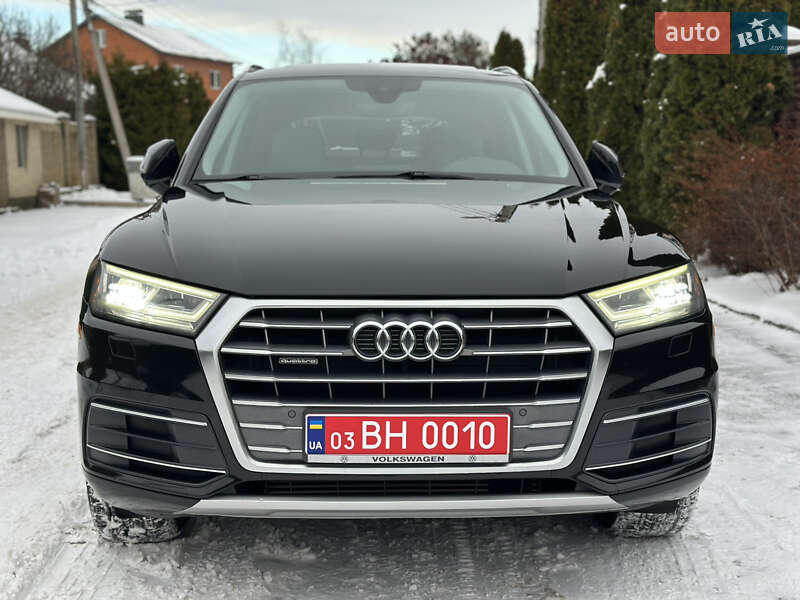 Внедорожник / Кроссовер Audi Q5 2018 в Киеве