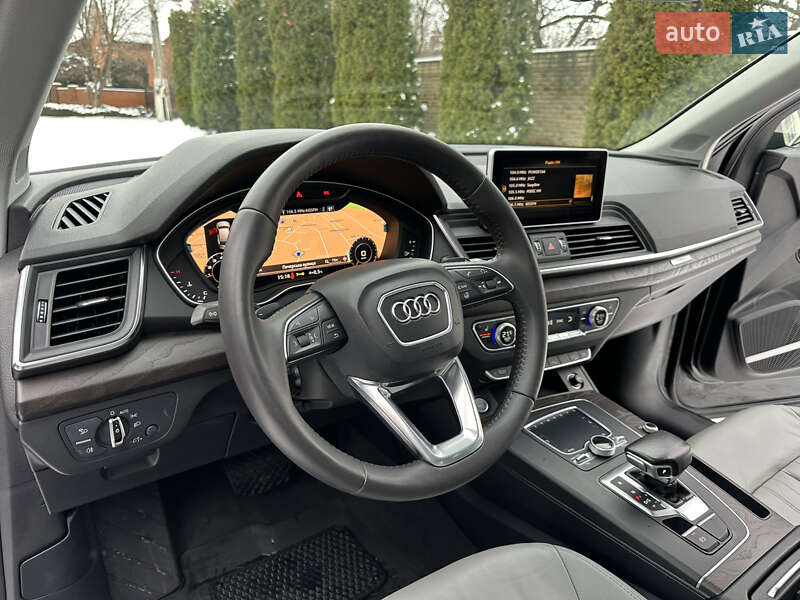 Внедорожник / Кроссовер Audi Q5 2018 в Киеве