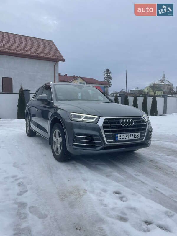 Внедорожник / Кроссовер Audi Q5 2017 в Львове