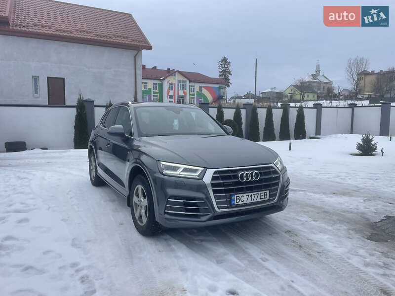 Внедорожник / Кроссовер Audi Q5 2017 в Львове
