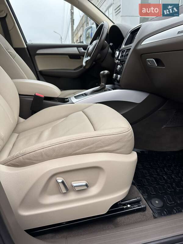 Внедорожник / Кроссовер Audi Q5 2013 в Сумах