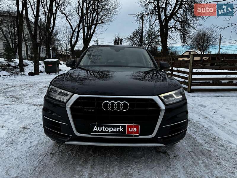 Внедорожник / Кроссовер Audi Q5 2017 в Киеве