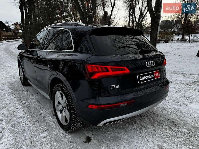 Внедорожник / Кроссовер Audi Q5 2017 в Киеве