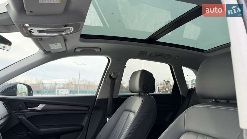 Внедорожник / Кроссовер Audi Q5 2023 в Киеве