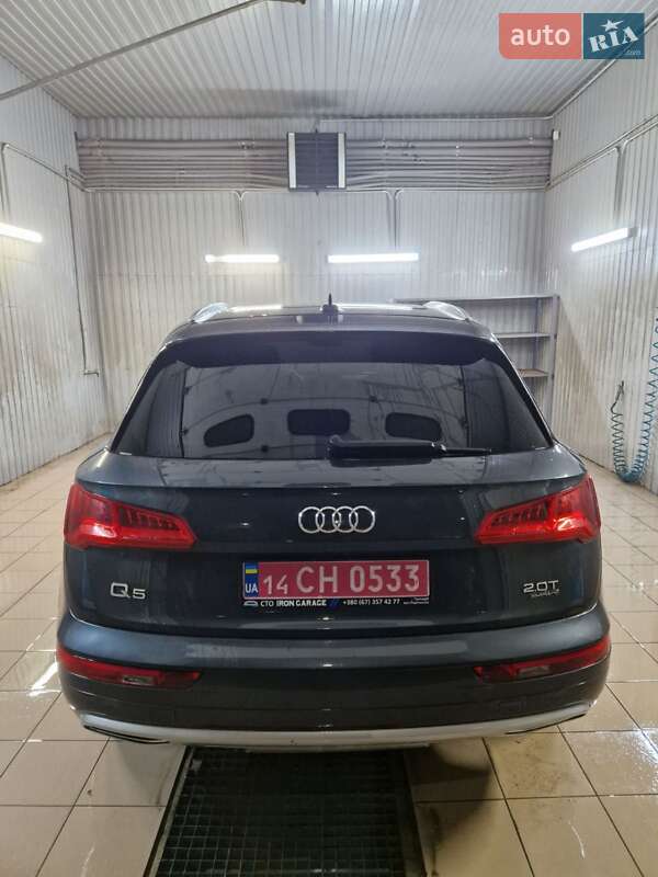 Внедорожник / Кроссовер Audi Q5 2018 в Тернополе