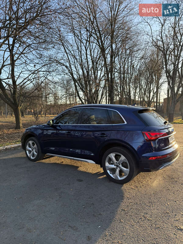 Внедорожник / Кроссовер Audi Q5 2020 в Гайвороне