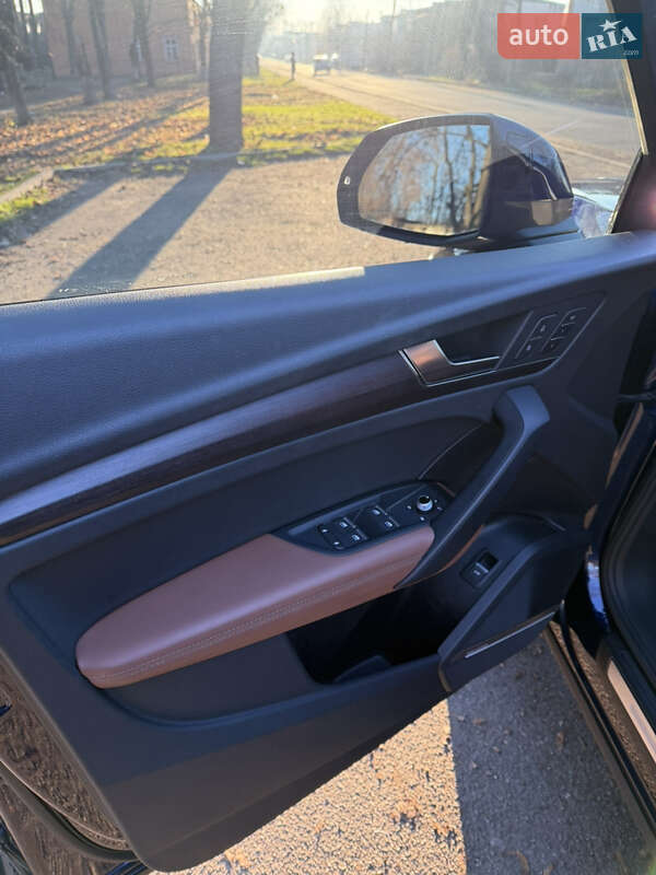 Внедорожник / Кроссовер Audi Q5 2020 в Гайвороне