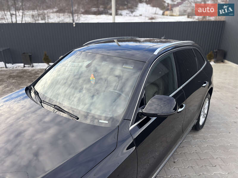 Позашляховик / Кросовер Audi Q5 2016 в Косові