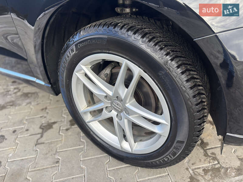 Позашляховик / Кросовер Audi Q5 2016 в Косові