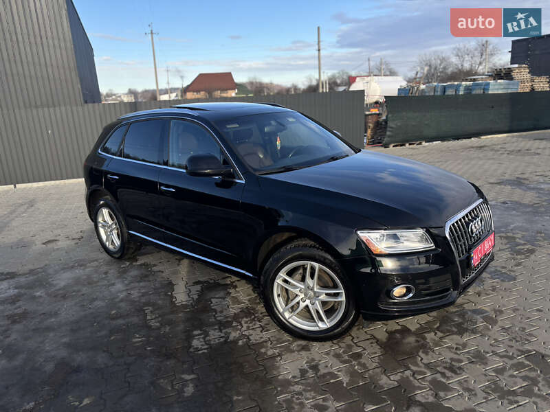 Позашляховик / Кросовер Audi Q5 2016 в Косові