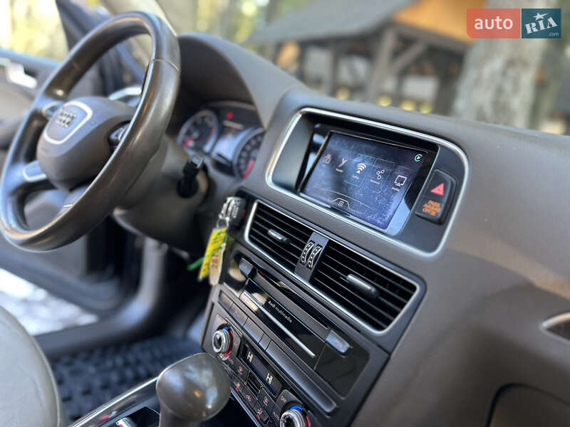 Позашляховик / Кросовер Audi Q5 2016 в Дрогобичі