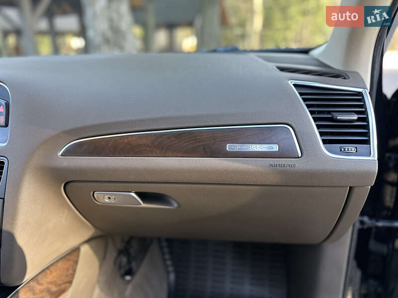 Позашляховик / Кросовер Audi Q5 2016 в Дрогобичі