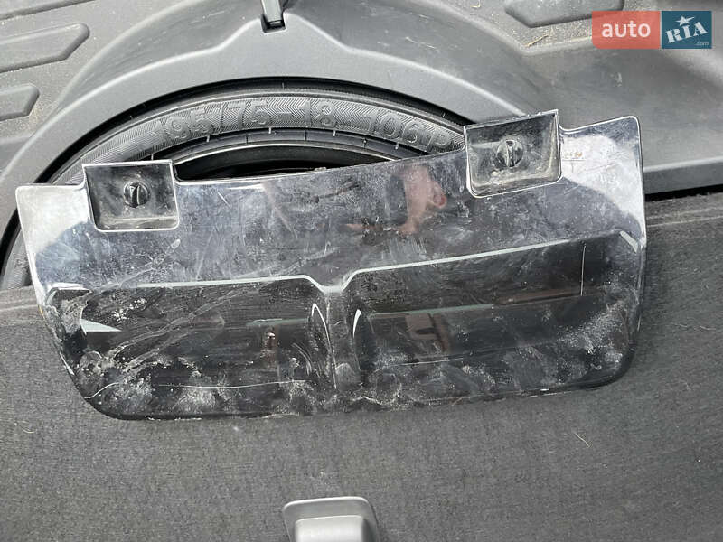 Позашляховик / Кросовер Audi Q5 2015 в Києві фото 34 Позашляховик / Кросовер Audi Q5 2015 в Києві