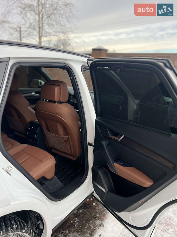 Внедорожник / Кроссовер Audi Q5 2023 в Харькове