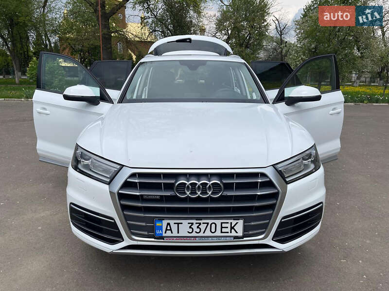 Позашляховик / Кросовер Audi Q5 2017 в Івано-Франківську