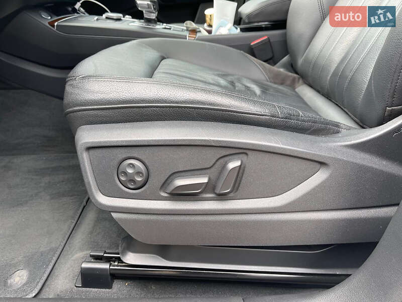 Позашляховик / Кросовер Audi Q5 2017 в Івано-Франківську