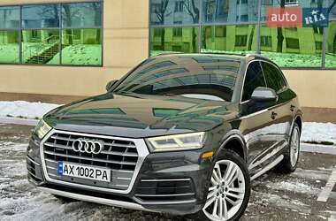 Внедорожник / Кроссовер Audi Q5 2017 в Харькове