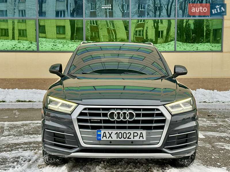 Внедорожник / Кроссовер Audi Q5 2017 в Харькове