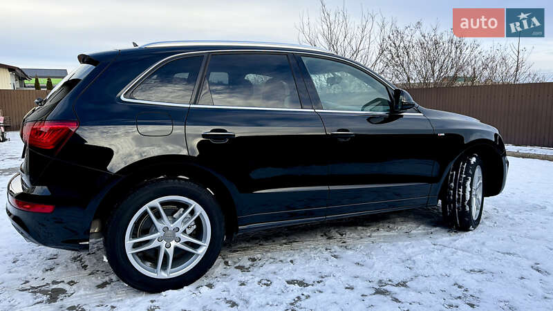 Внедорожник / Кроссовер Audi Q5 2014 в Каменец-Подольском