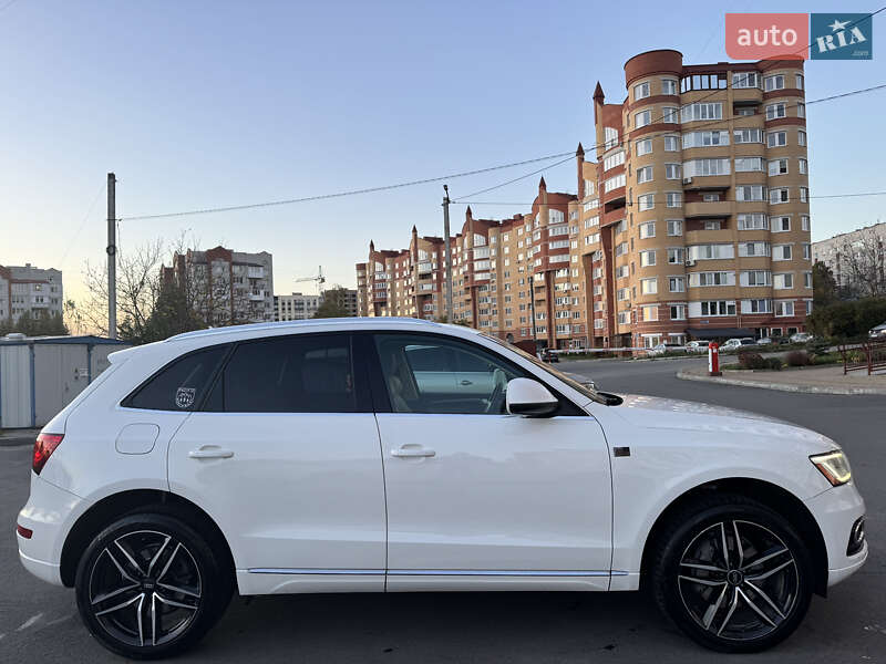 Внедорожник / Кроссовер Audi Q5 2014 в Тернополе