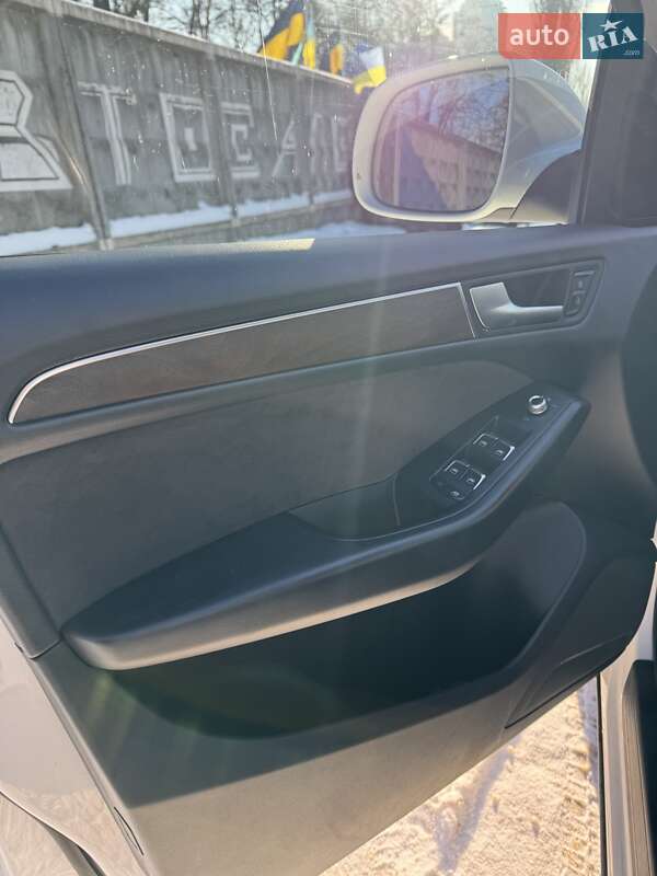 Внедорожник / Кроссовер Audi Q5 2013 в Киеве