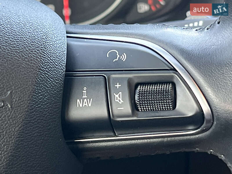 Позашляховик / Кросовер Audi Q5 2015 в Києві