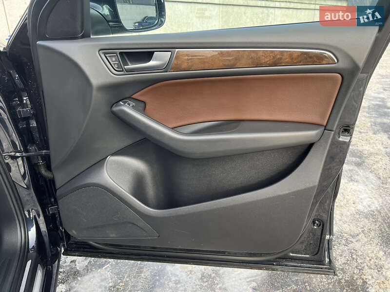 Позашляховик / Кросовер Audi Q5 2015 в Києві