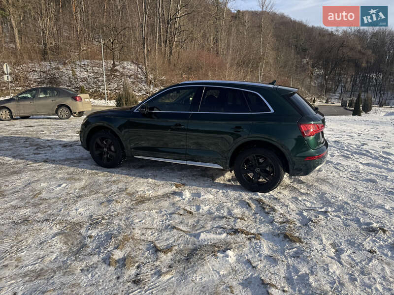 Внедорожник / Кроссовер Audi Q5 2017 в Львове