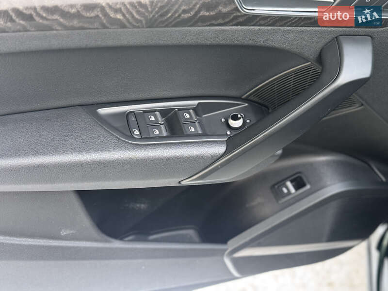 Внедорожник / Кроссовер Audi Q5 2017 в Львове