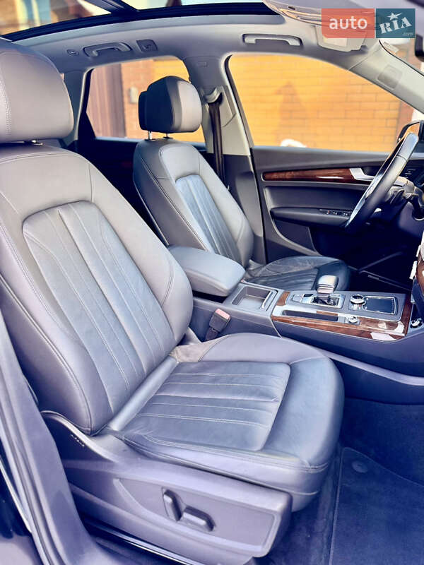 Позашляховик / Кросовер Audi Q5 2018 в Києві фото 39 Позашляховик / Кросовер Audi Q5 2018 в Києві