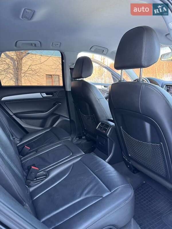 Внедорожник / Кроссовер Audi Q5 2015 в Тернополе