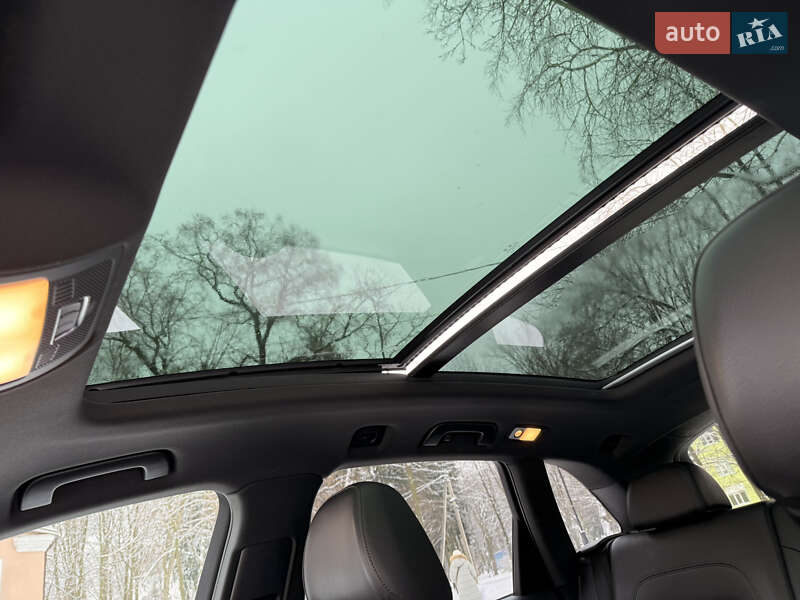 Позашляховик / Кросовер Audi Q5 2016 в Львові