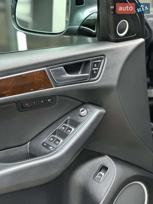 Внедорожник / Кроссовер Audi Q5 2015 в Стрые