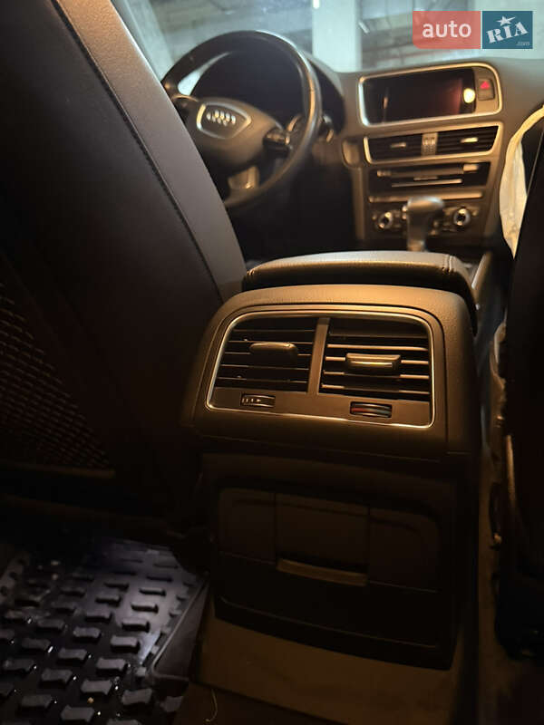 Внедорожник / Кроссовер Audi Q5 2015 в Львове фото 31 Внедорожник / Кроссовер Audi Q5 2015 в Львове