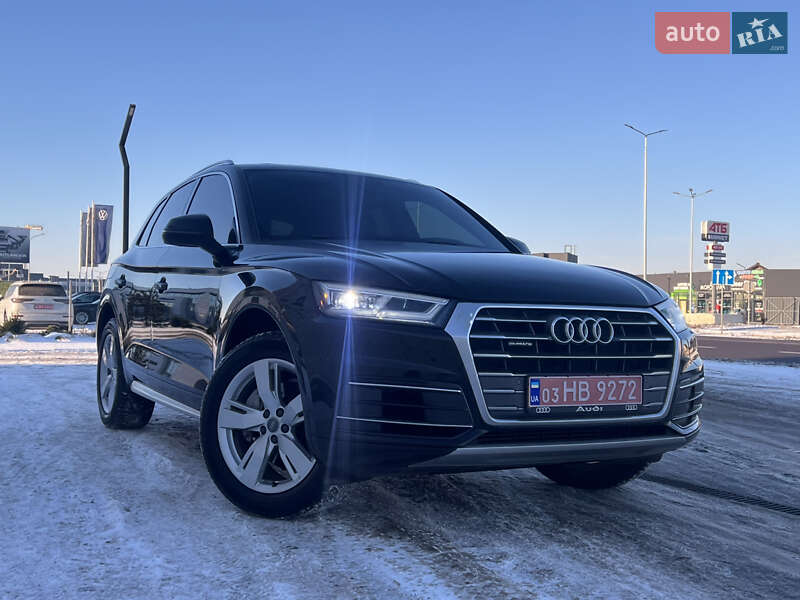 Внедорожник / Кроссовер Audi Q5 2017 в Луцке