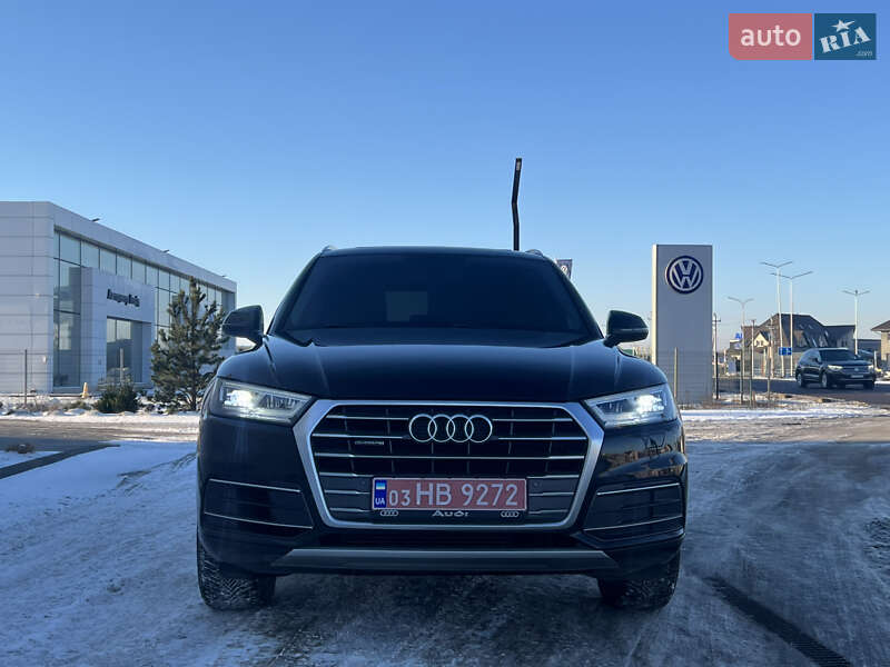 Внедорожник / Кроссовер Audi Q5 2017 в Луцке