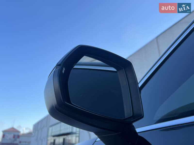 Внедорожник / Кроссовер Audi Q5 2017 в Луцке