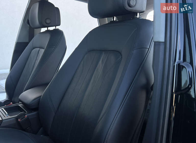 Внедорожник / Кроссовер Audi Q5 2017 в Луцке