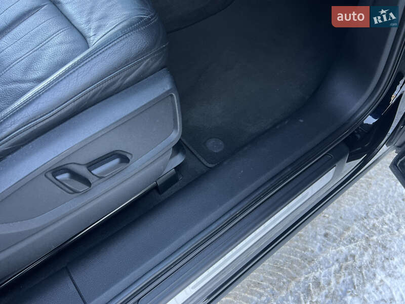 Внедорожник / Кроссовер Audi Q5 2017 в Луцке