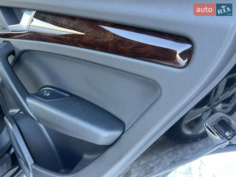 Внедорожник / Кроссовер Audi Q5 2017 в Луцке