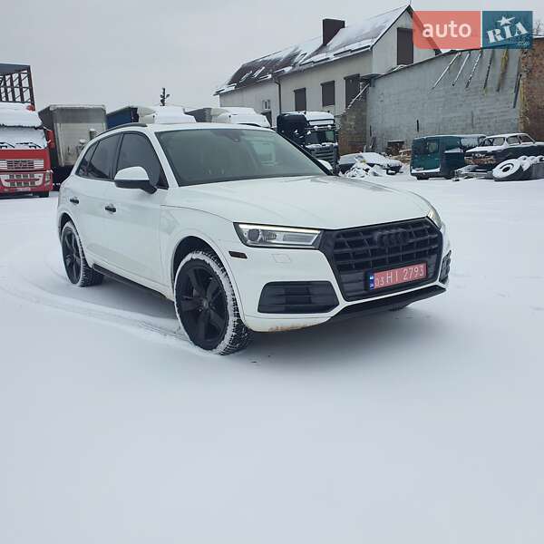 Внедорожник / Кроссовер Audi Q5 2017 в Луцке фото 7 Внедорожник / Кроссовер Audi Q5 2017 в Луцке