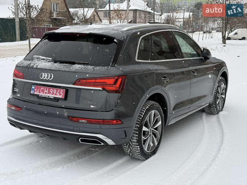 Внедорожник / Кроссовер Audi Q5 2022 в Киеве